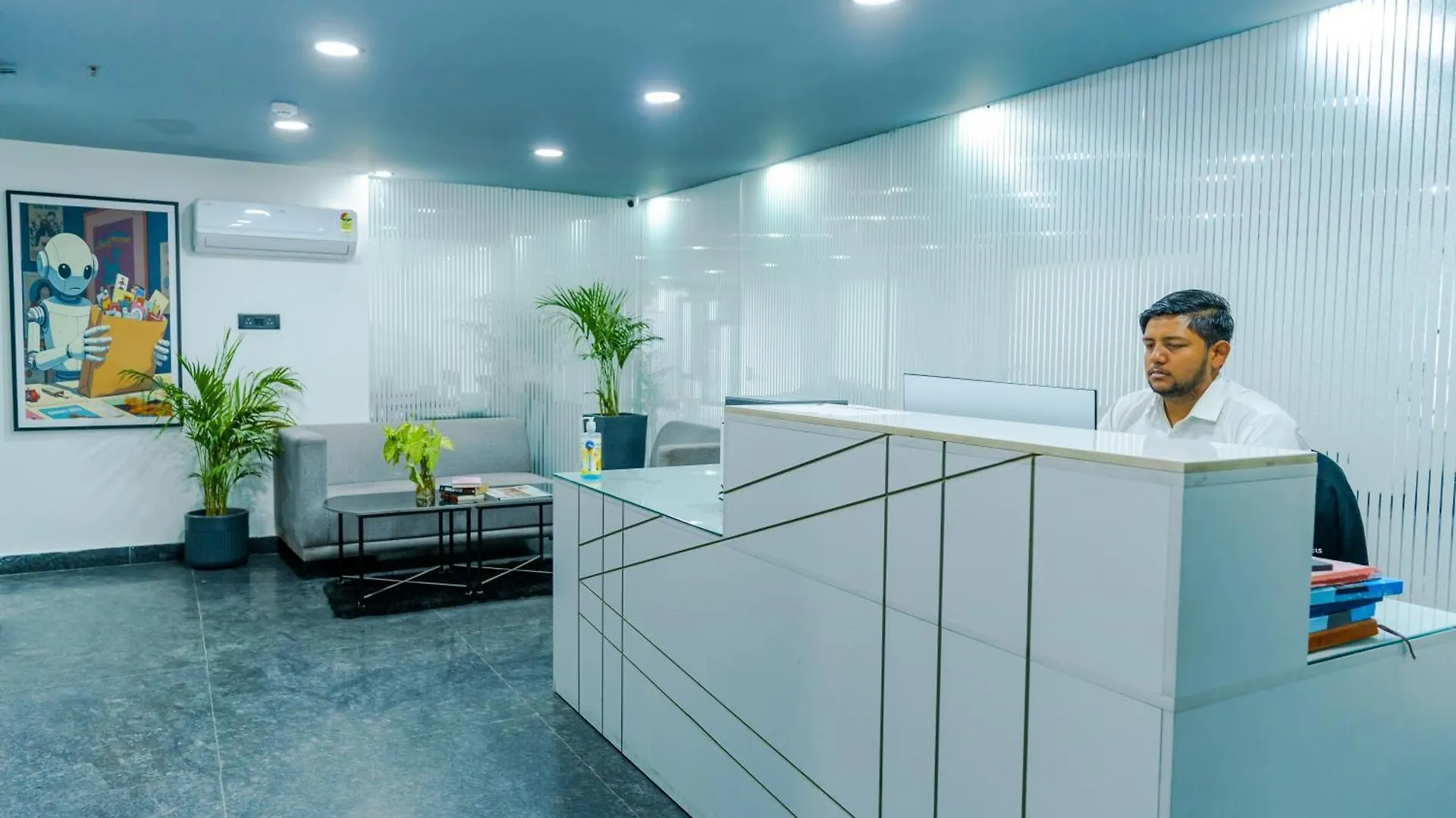 Bedchambers Luxury Apartment Near Golf Course Road Gurgaon
