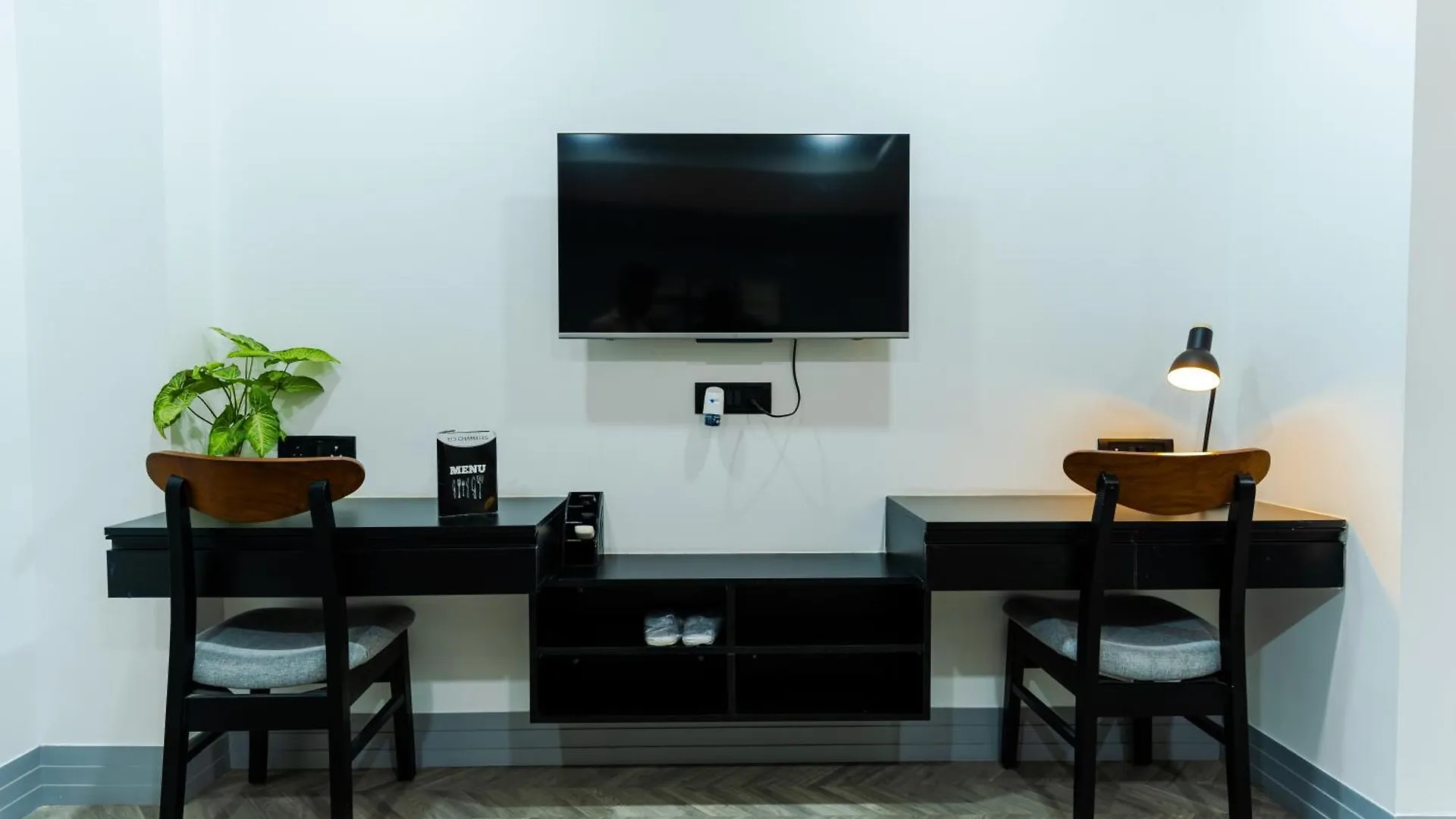 Bedchambers Luxury Apartment Near Golf Course Road Γκουργκάον Ινδία